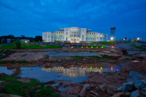 Main library complex as seen from the highway is one among dozens of tastefully styled buildings of the OOPL. Photo: LivinSpace